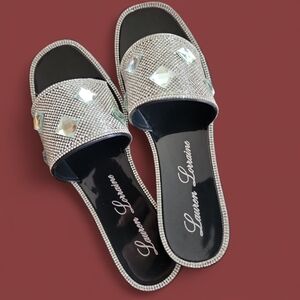 NEW Lauren Lorraine Bianca Silver Crystal Embellished Sandals Size 9